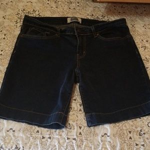 Levi signature Bermuda shorts